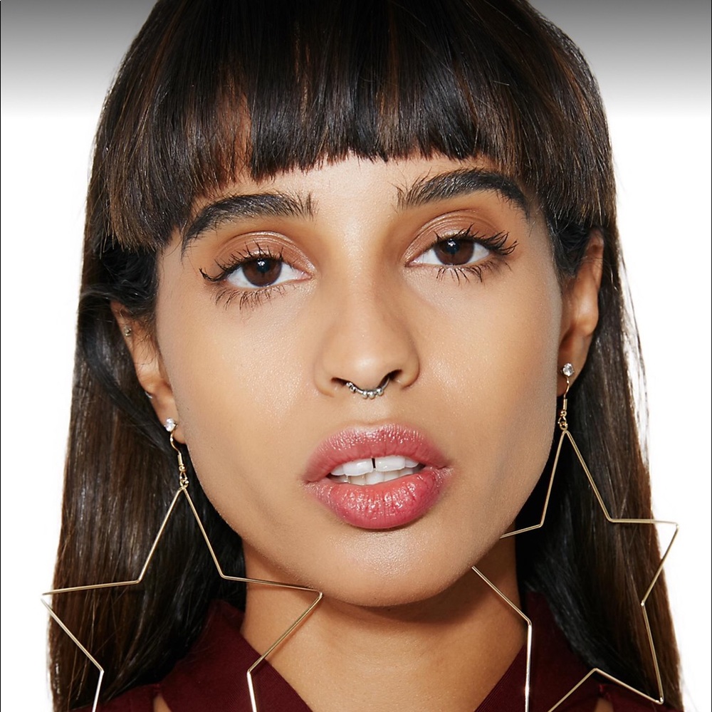 ISO DOLLSKILLS STAR EARRINGS